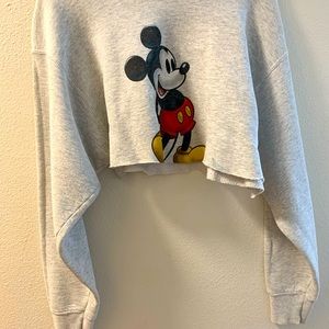 Vintage cropped Mickey sweatshirt